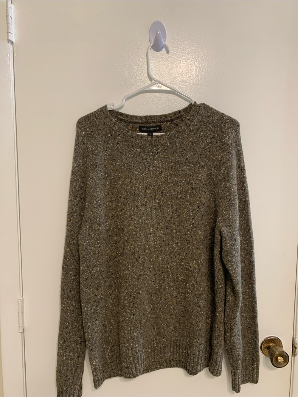 Banana Republic Olive Green Heather Crewneck Sweater